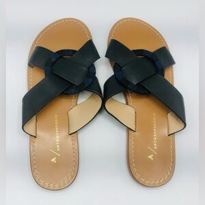 Anthropologie 36EU/ 5.5-6 US Leather Slip-On Black Strap Navy Slide Sandal NWOT